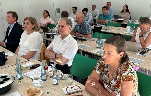 News Bild Der Grüne Punkt experts trained employees from ten partner countries in the use of the CHIRA software.